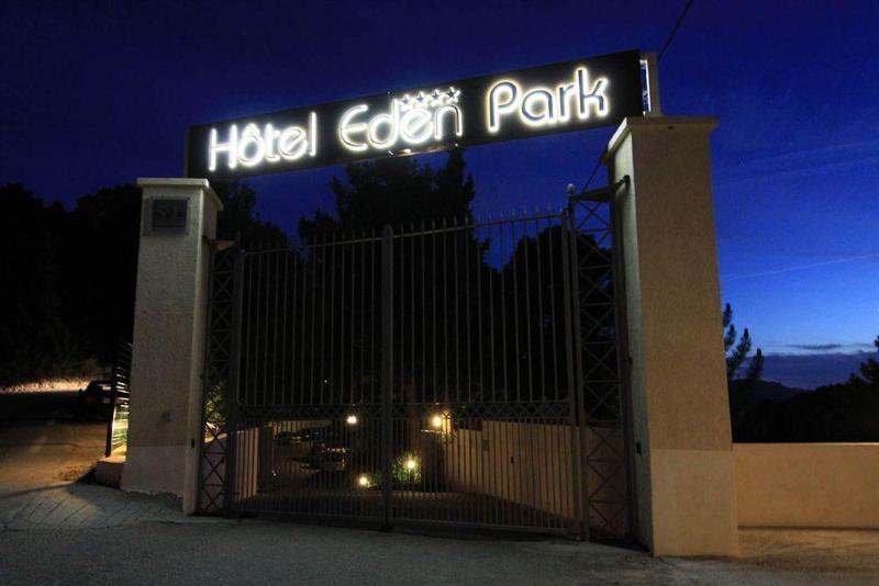 Eden Park Ξενοδοχείο Serriera  Εξωτερικό φωτογραφία